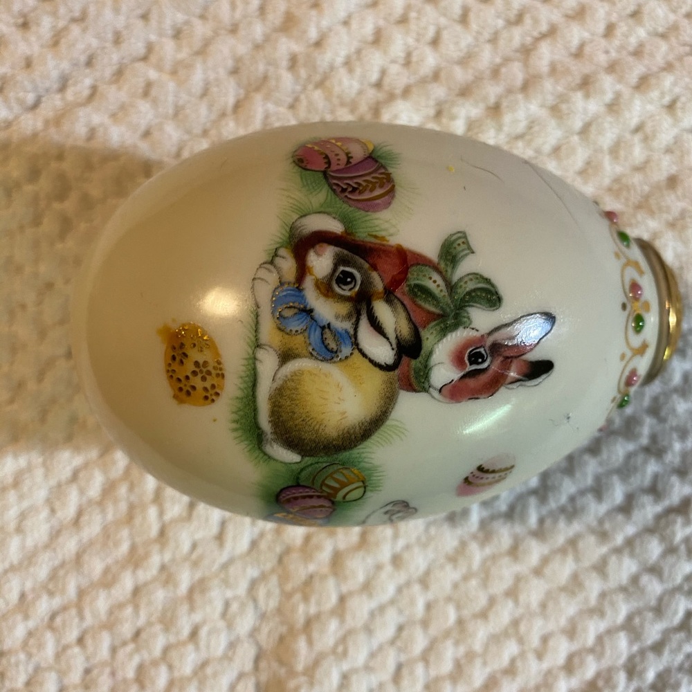 Vintage Lenox Treasures Collection.